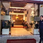 Hotel Mega & Apartment