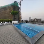 Square Hotel