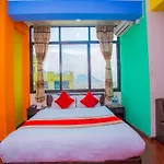 Oyo 414 Hotel Om
