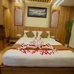 Capital Boutique Hotel