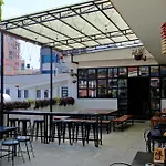 Yakety Yak Hostel