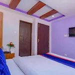 Oyo 306 Hotel Maheshwor