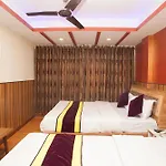 Oyo 814 Machhapuchhre Hotel