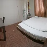 Hotel Down To Earth
