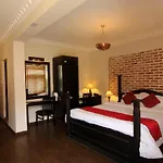 Hotel Thorong Peak
