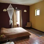 Neydo Hotel
