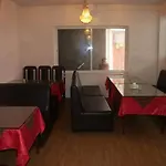Hotel Cozy Inn