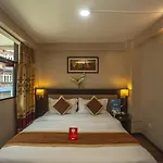 Divine Guest House
