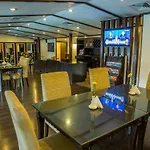 Hotel De L\' Annapurna