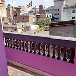 Hotel Sweet Dreams