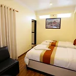 Hotel Sweet Town