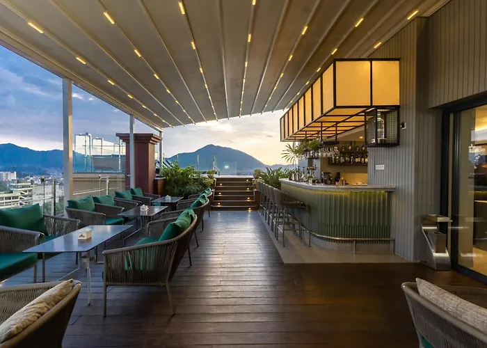 Hotel Shambala