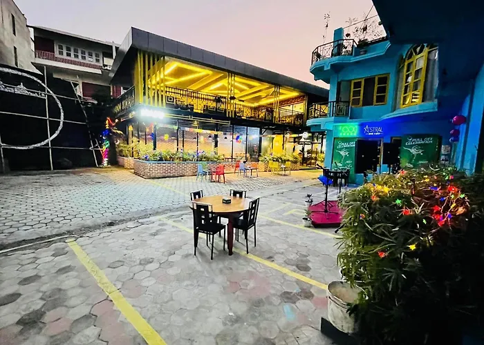 Chubasha Chautara Restro & Inn
