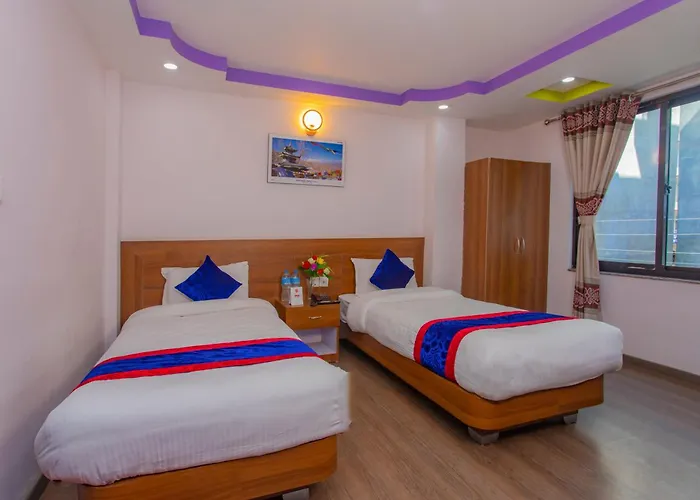 Oyo 306 Hotel Maheshwor