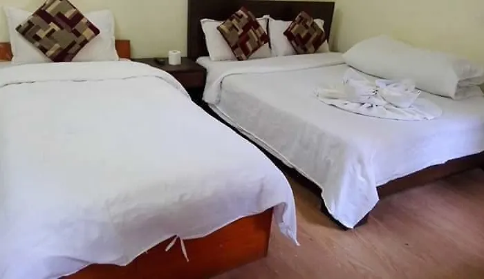 Hotel Sisters Home