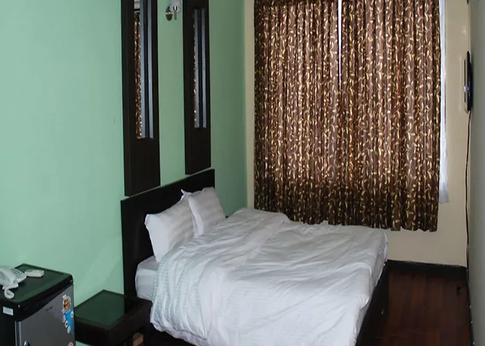 Hotel Family Home