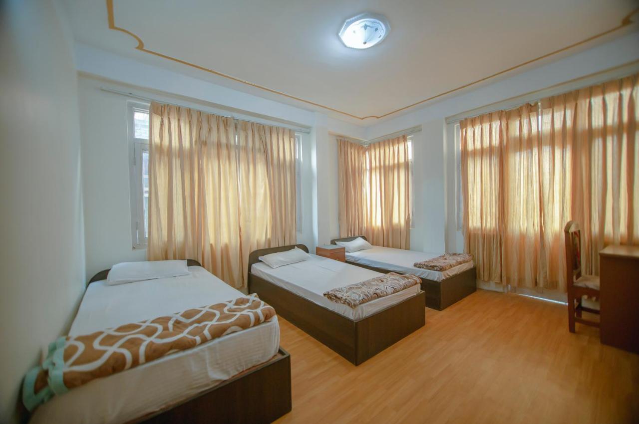 Triratna * Kathmandu