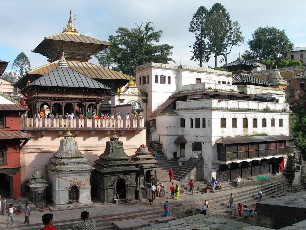 Kubeyra Mahal 3*