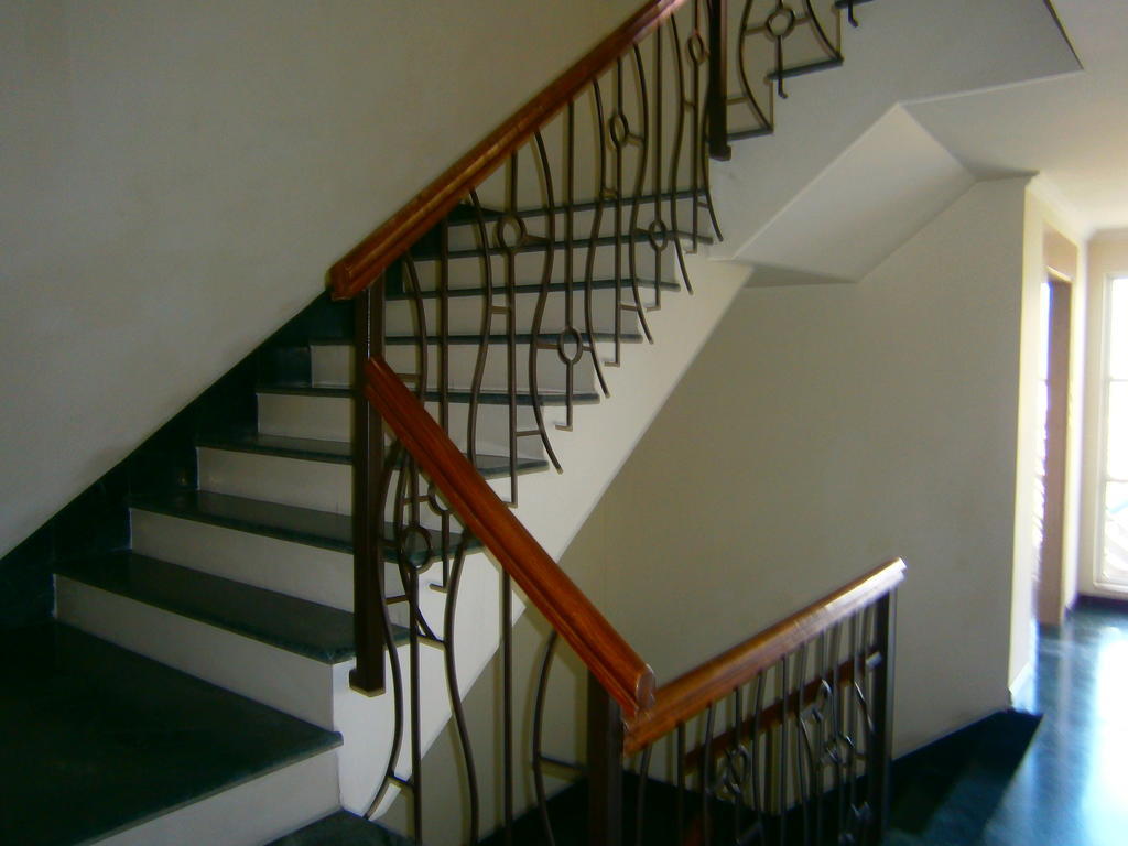 Retreat Serviced Apartment *