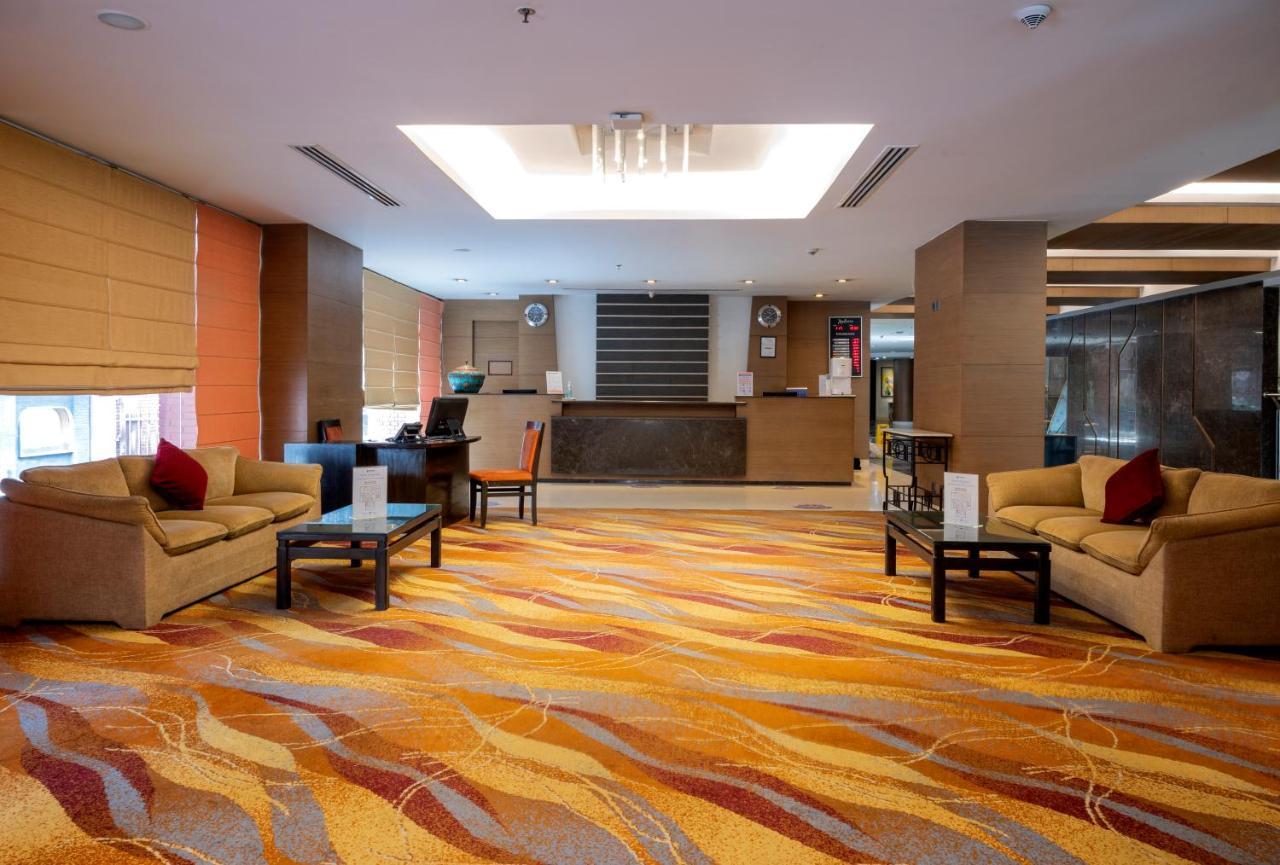 Radisson Hotel 5*