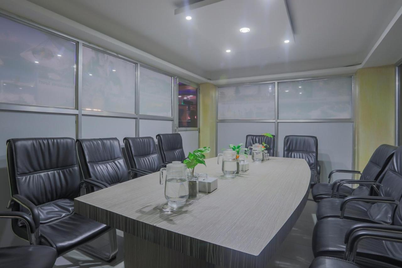 Hotel Oyo 789 Shivam Plaza 3*