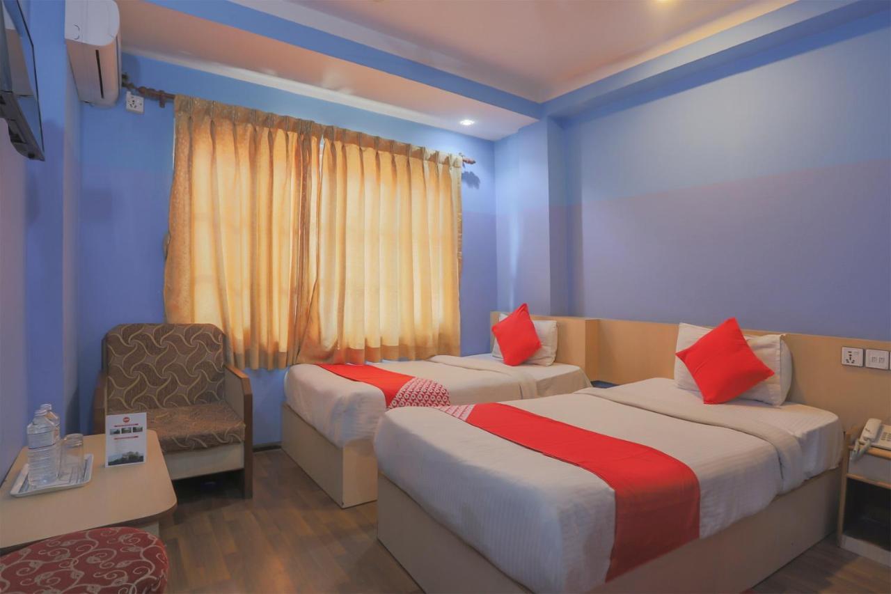 Hotel Oyo 789 Shivam Plaza 3*