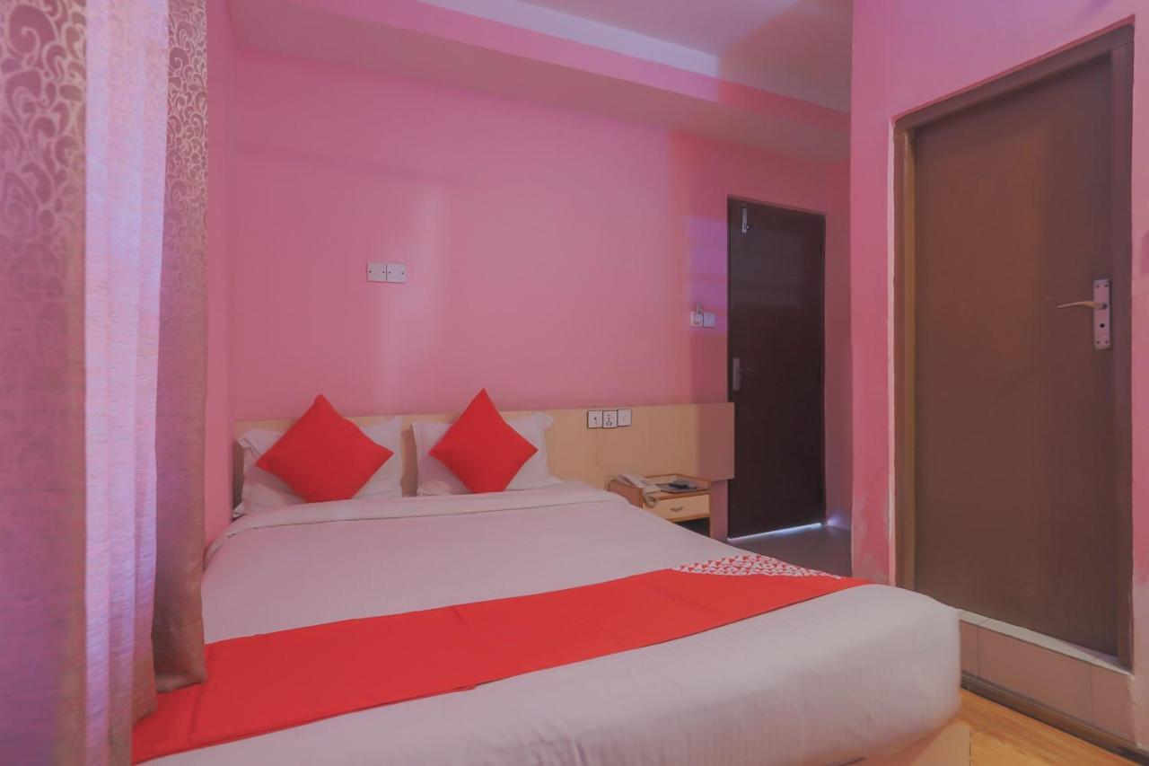 Oyo 789 Shivam Plaza Hotel 3*