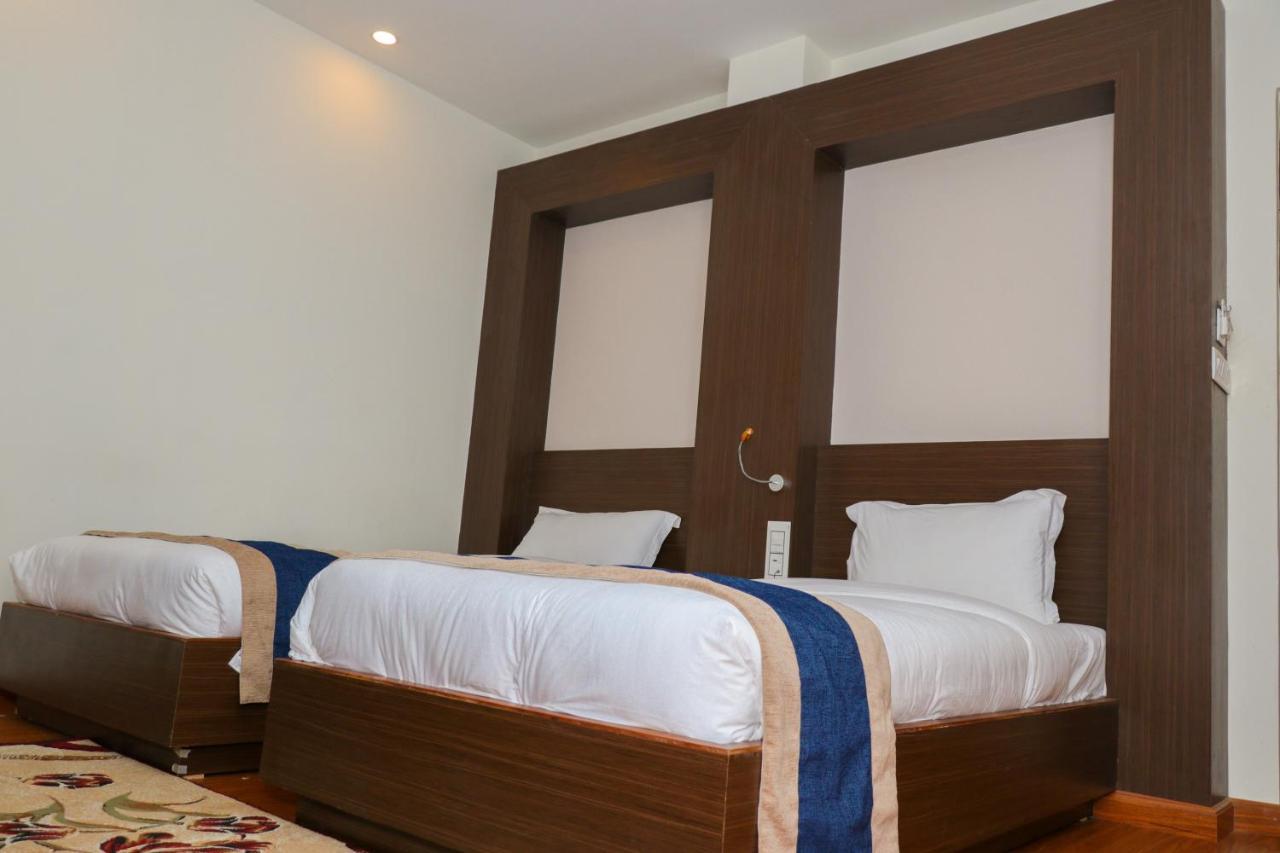 Hotel Mega & Kathmandu