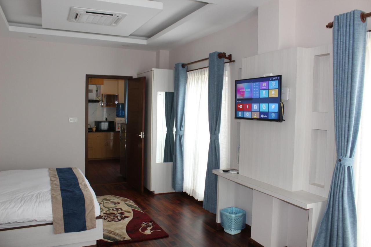 Hotel Mega & Kathmandu