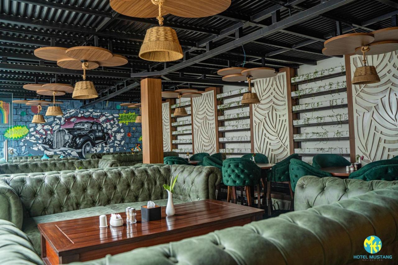 Hotel Mustang 3*