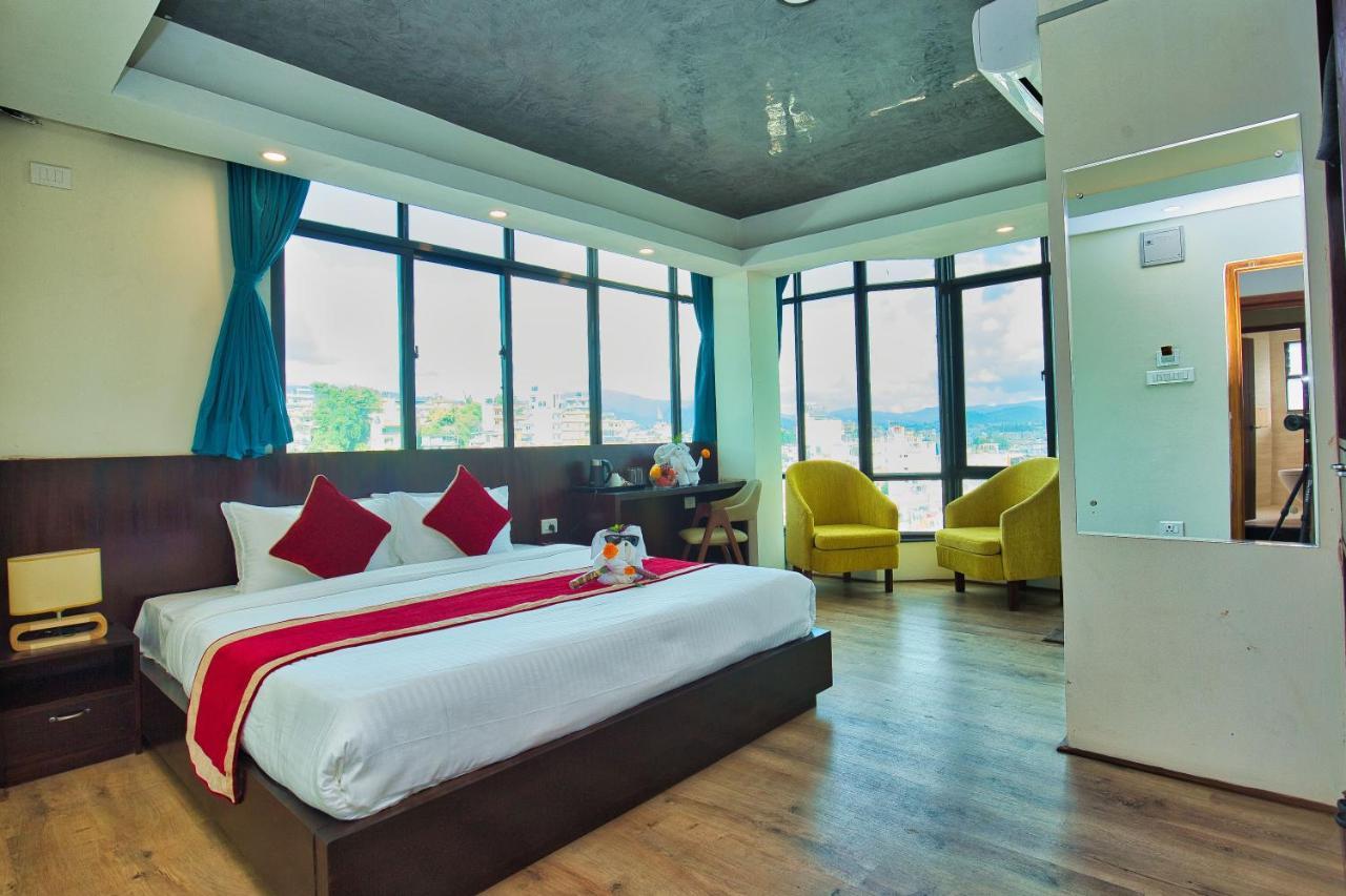 Grand View Hotel