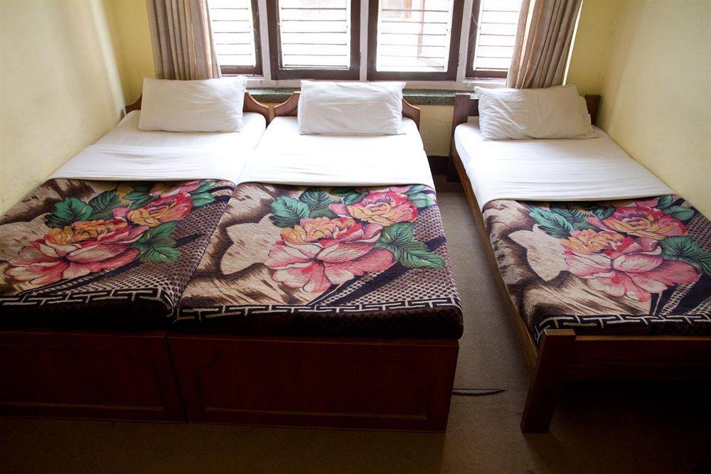 Guest house Red Planet 2*