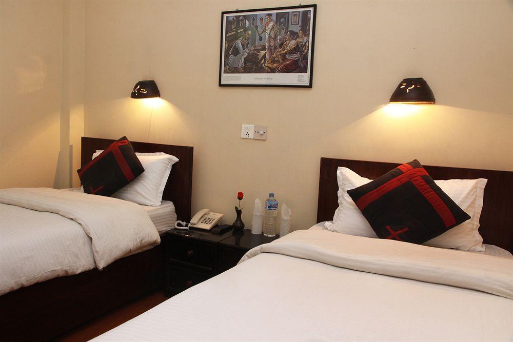 Hotel Buddha Land 2*