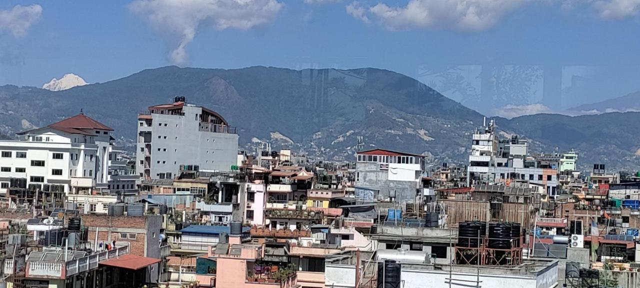 Hotel Nepalaya 3*