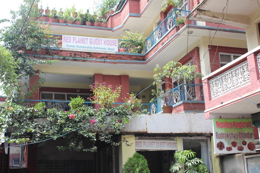 Red Planet Guest house 2*