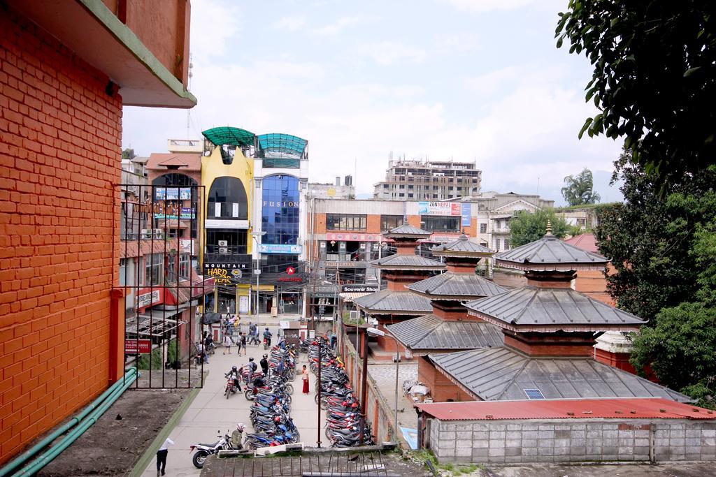 Hotel Backpackers *