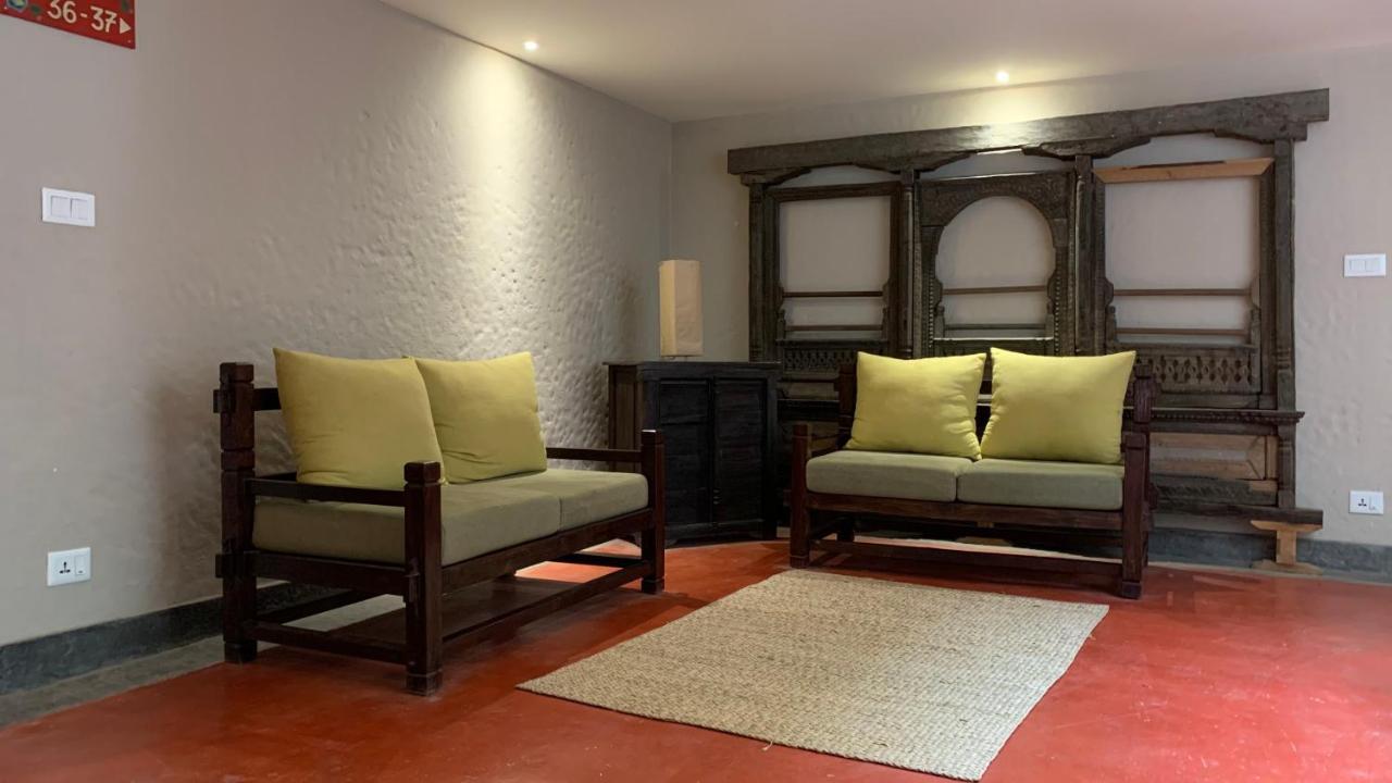 Thamel House - 6 Km From Boudhanath Stupa, 4*