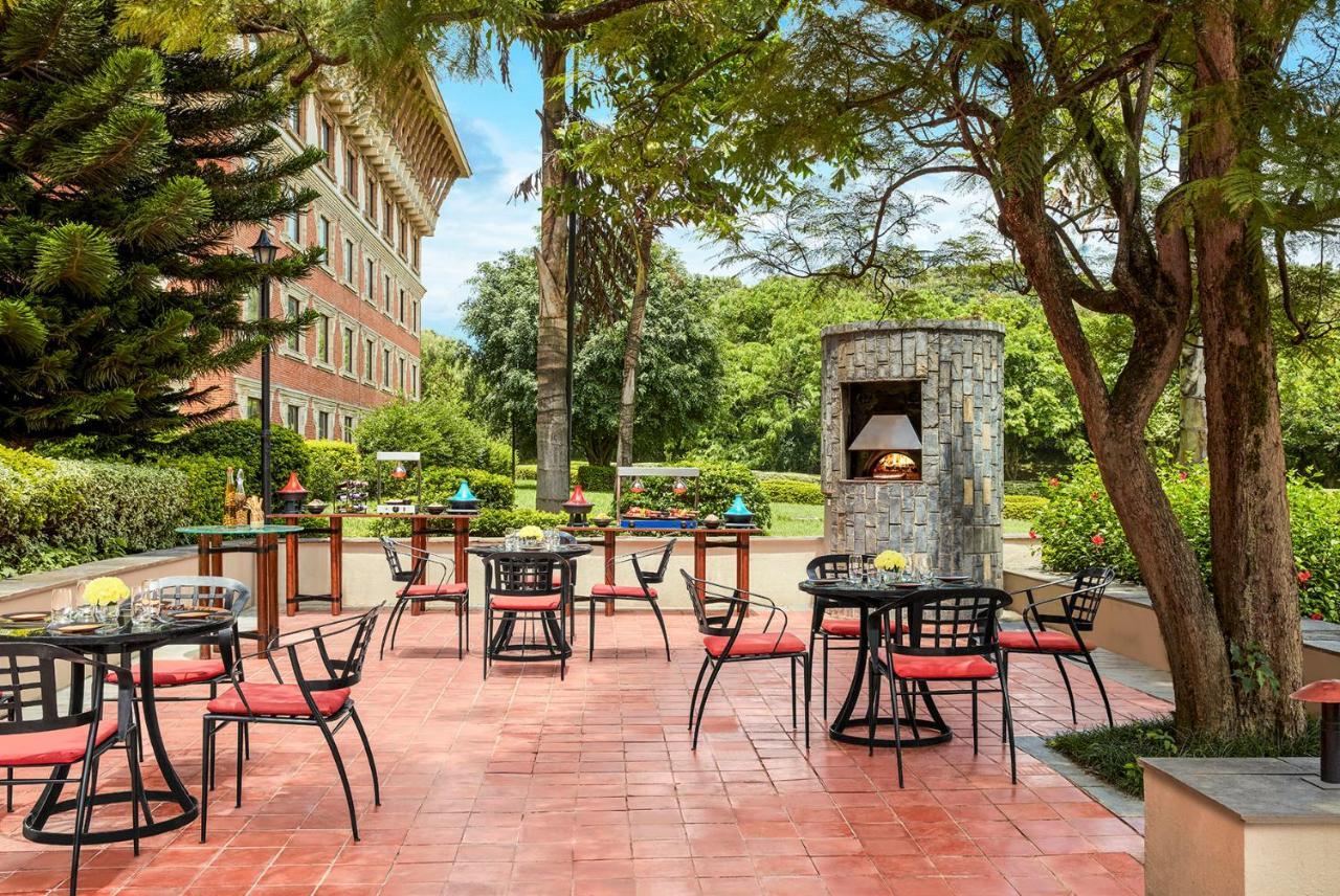 Hyatt Regency 5*