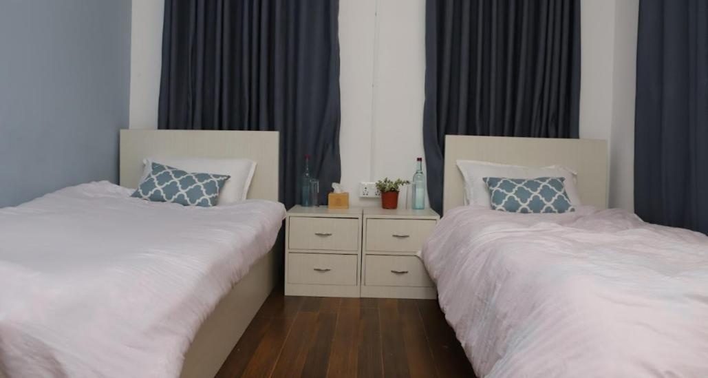Apartment 8 Peaks Serviced