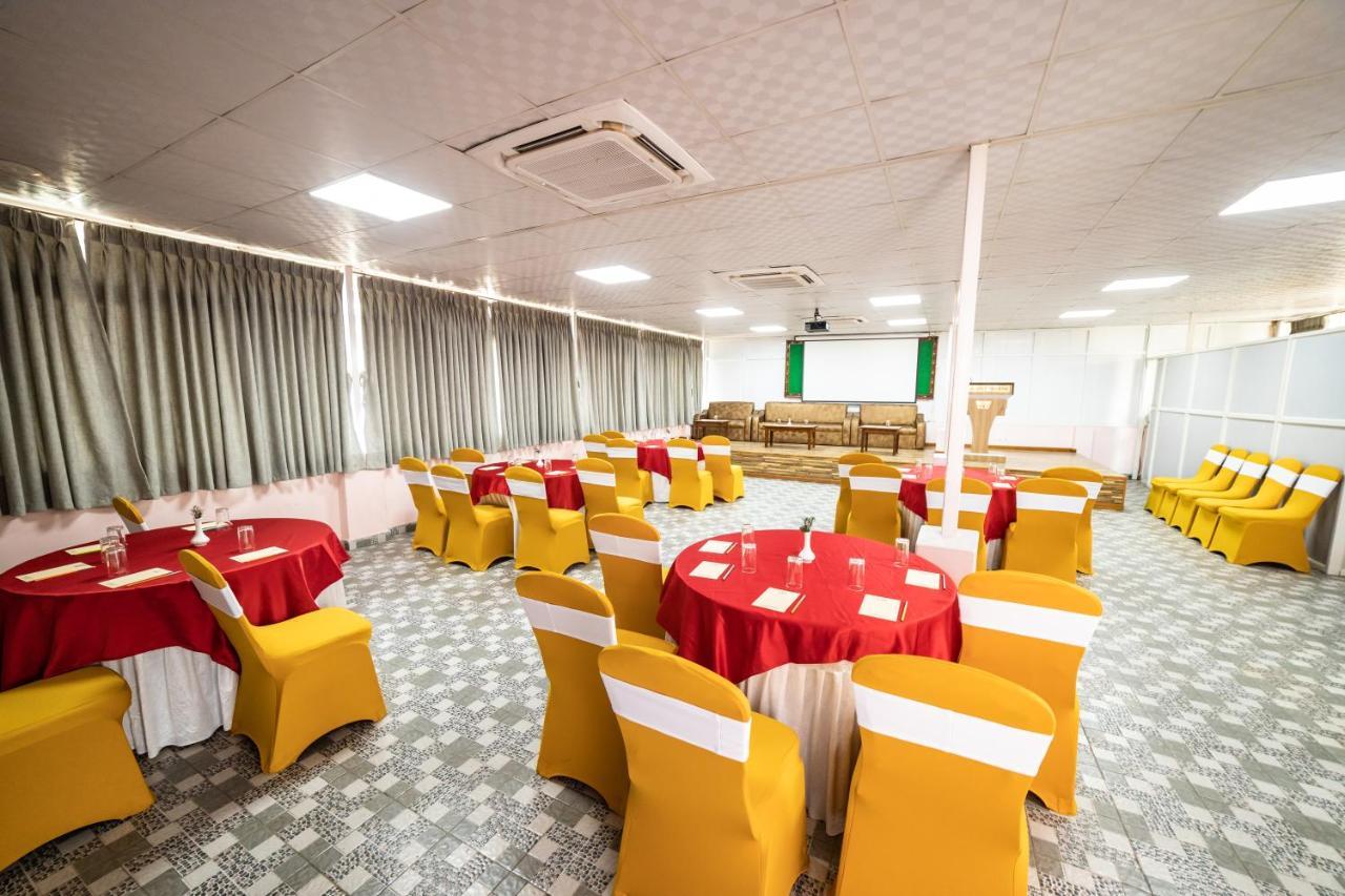 Garden Hotel 3*