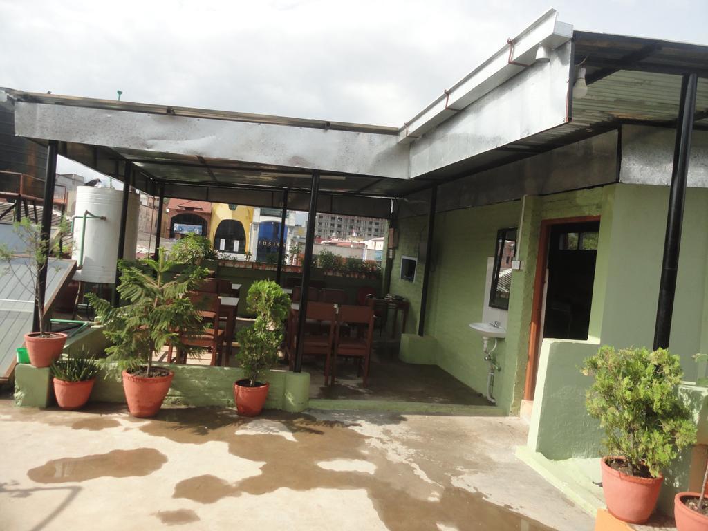 Hotel Backpackers *