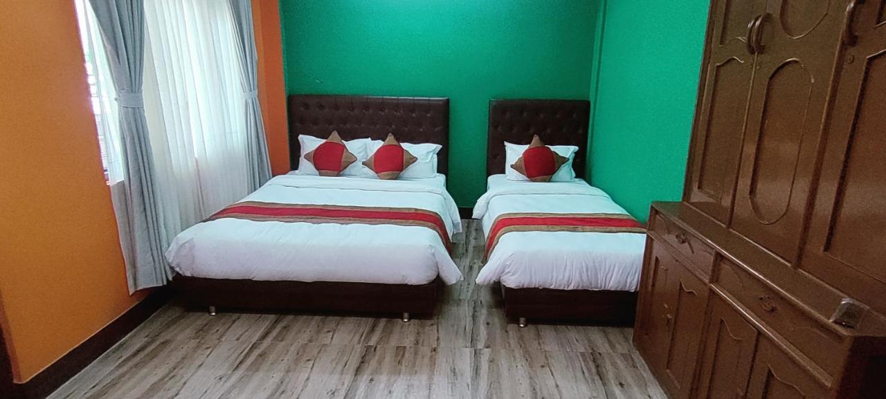 Nepalaya Hostel *