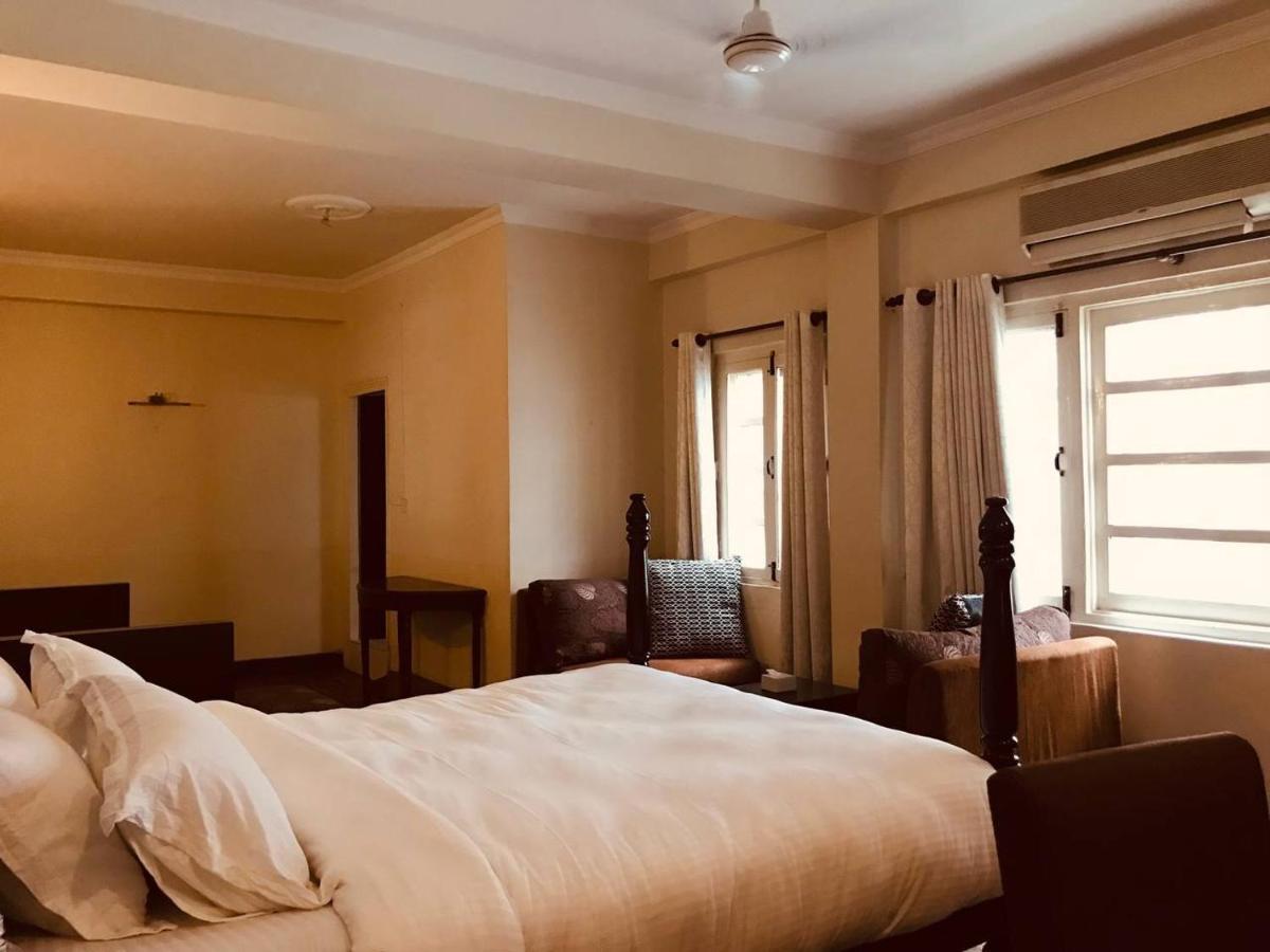 Courtyard Pujan Hotel