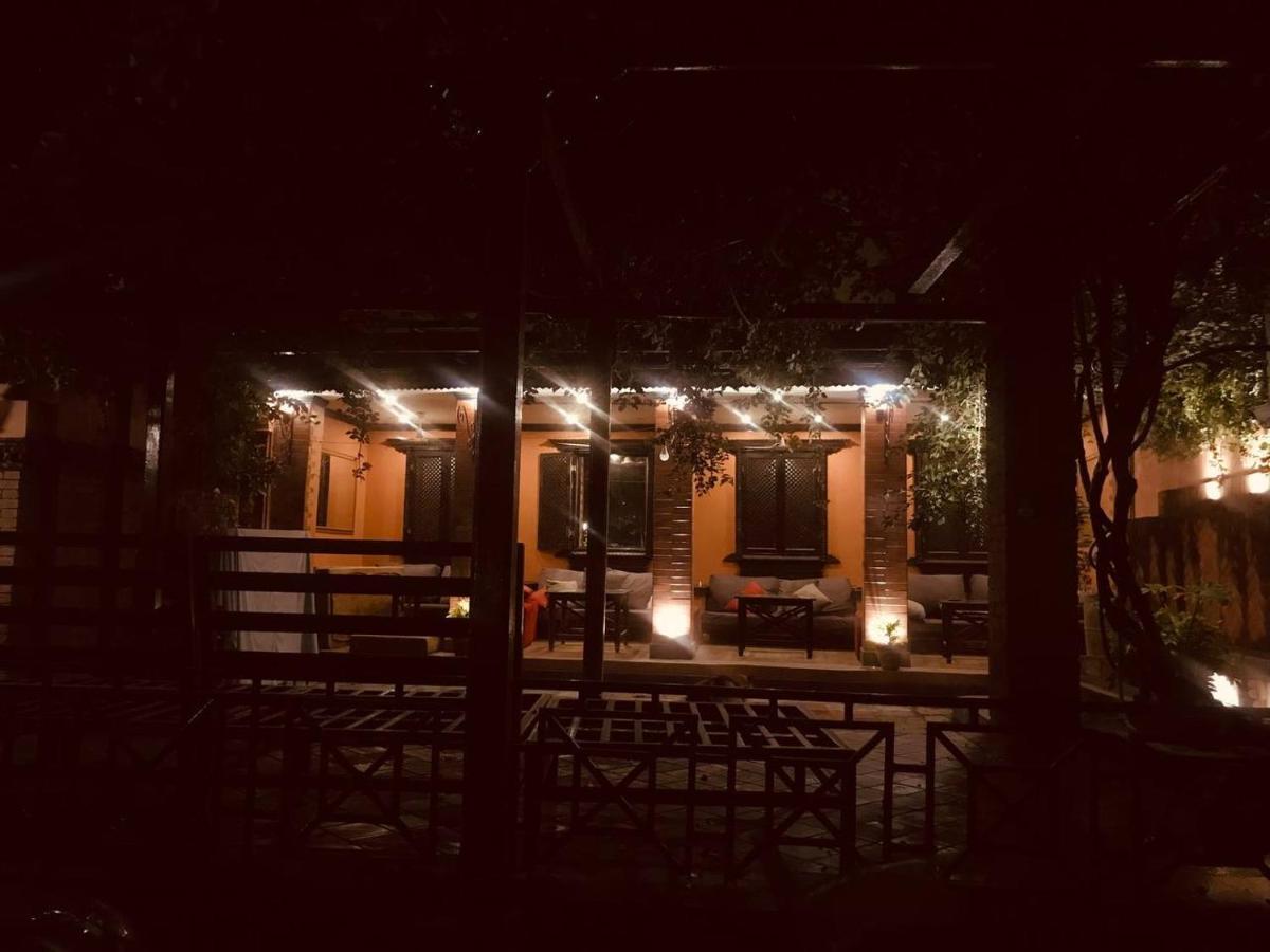 Hotel Courtyard Pujan