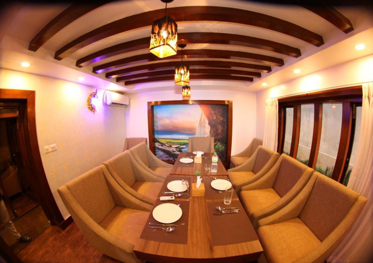 Shova Boutique Hotel 4*