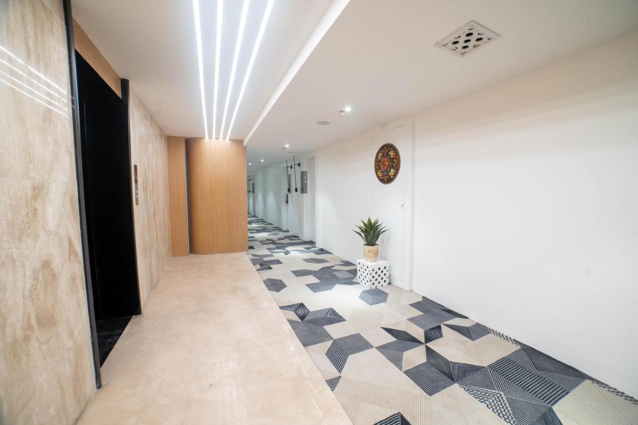 Square Hotel 4*
