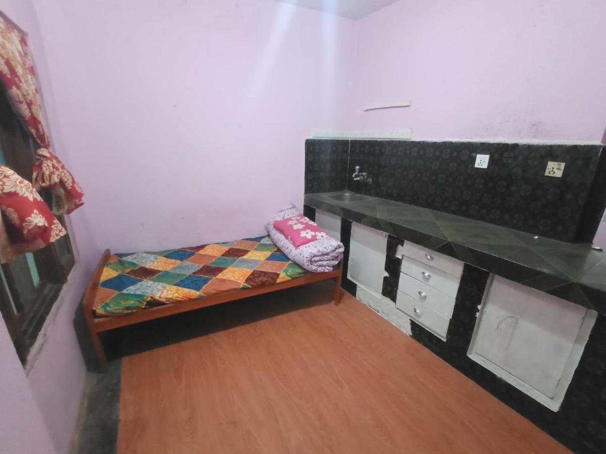 Hostel Biju Girls For Females Only