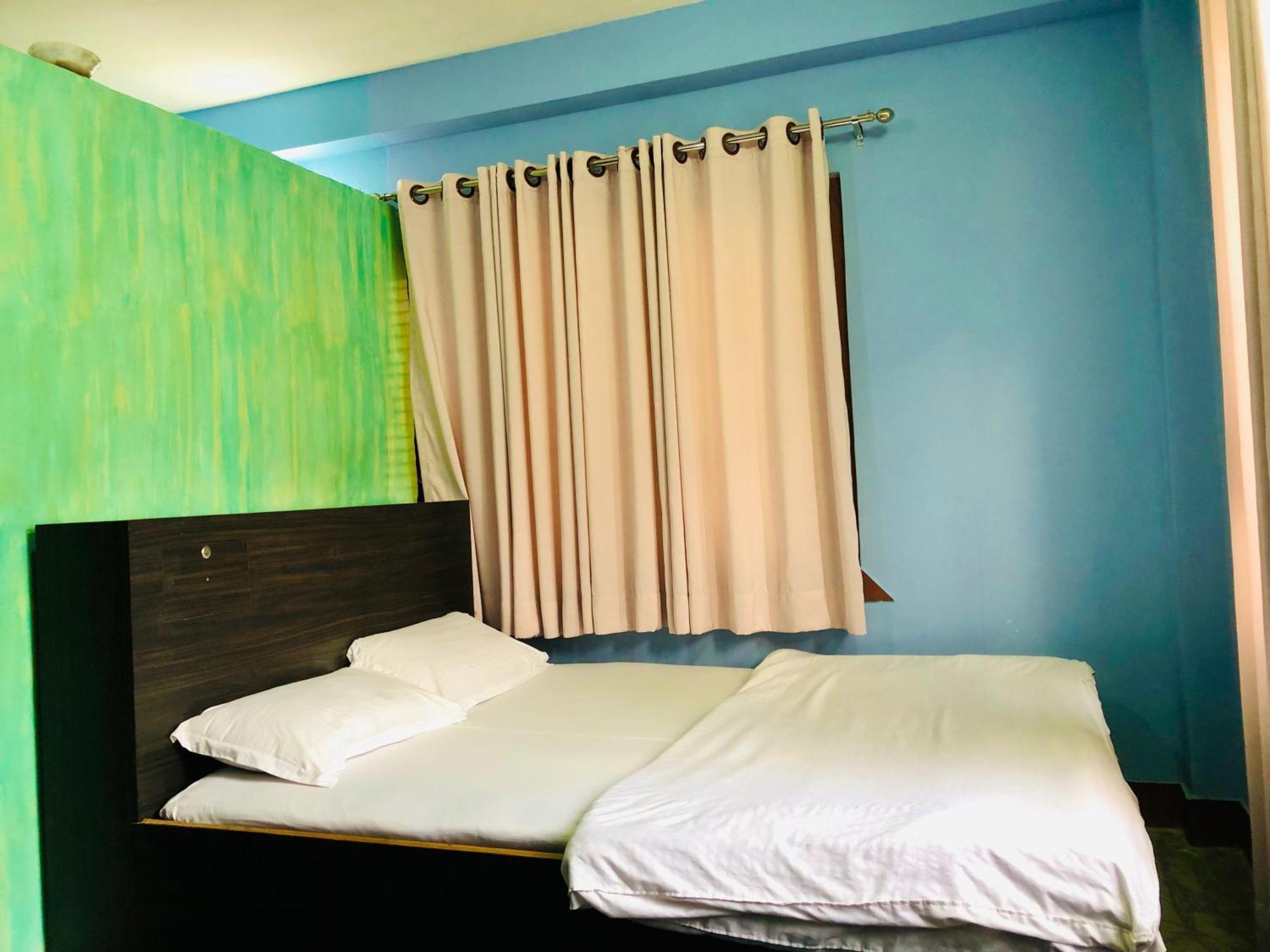 Sara's Backpackers Albergue Catmandu