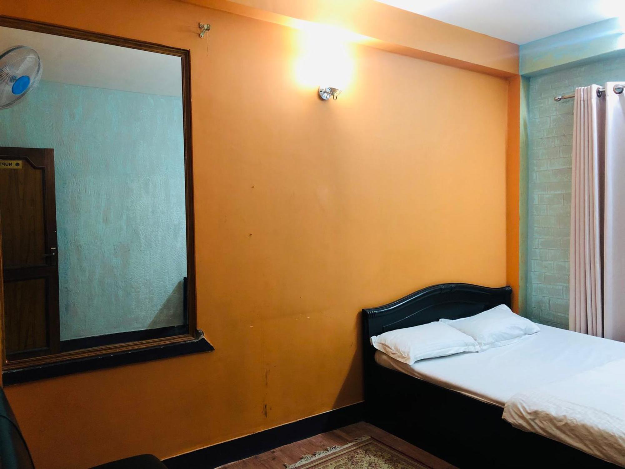 Albergue Sara's Backpackers *