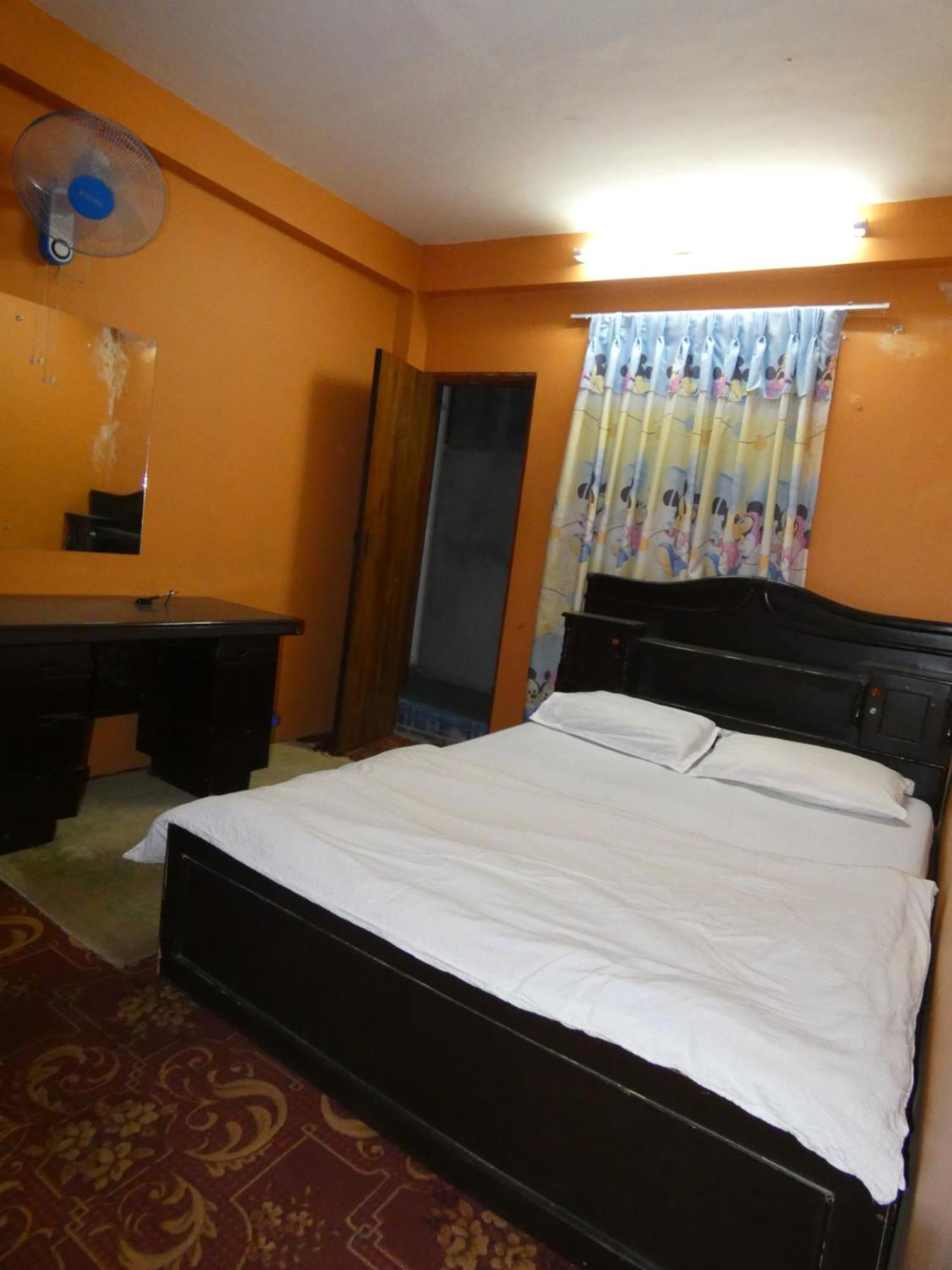 Sara's Backpackers Albergue